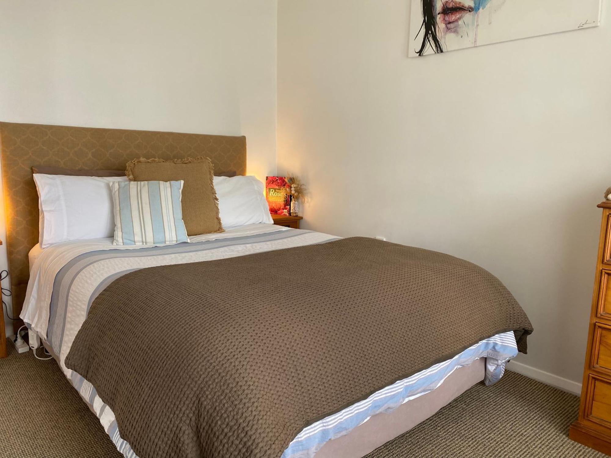 Wee Blue Bnb- Central Cosy Villa Timaru Buitenkant foto